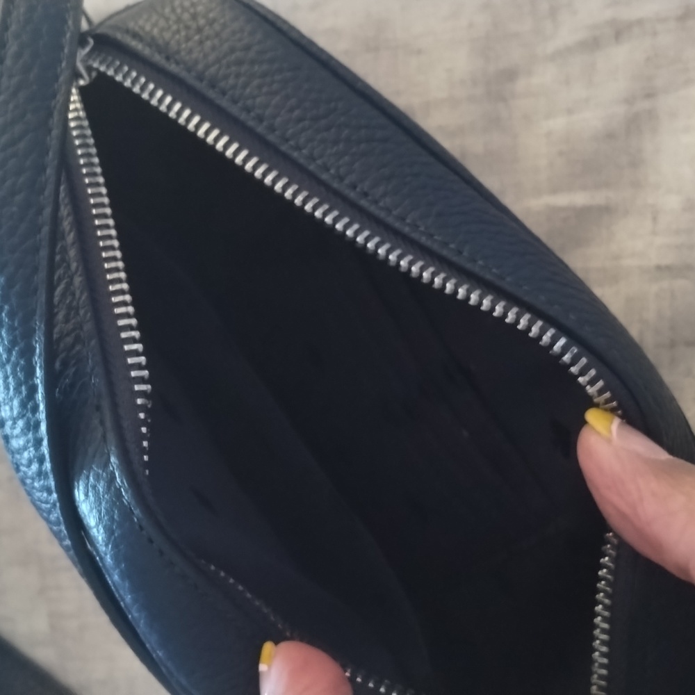 Purse - Picture 3 of 3